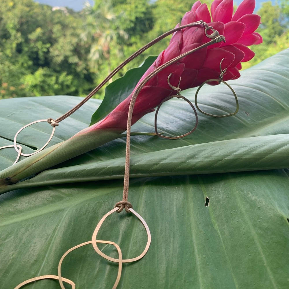 Golden Necklace/Earrings Set